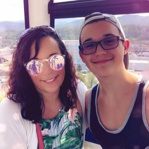 Meet your Posher, Dawn